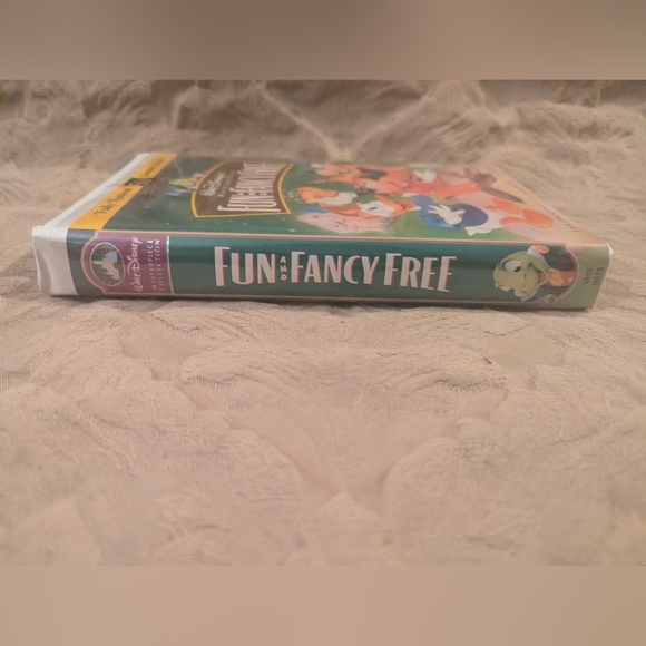 Disney's Fun and Fancy Free VHS 2 For $14 - Picture 3 of 7